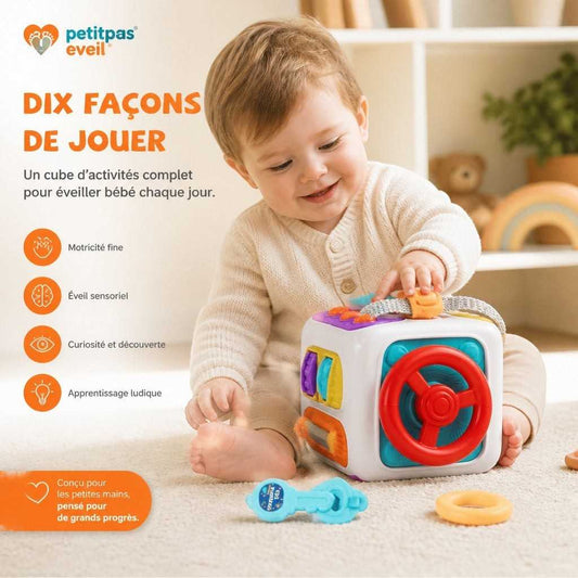 Cube d'éveil interactif PetitPas Éveil pour le développement de l'enfant, avec des couleurs vives et des éléments éducatifs.